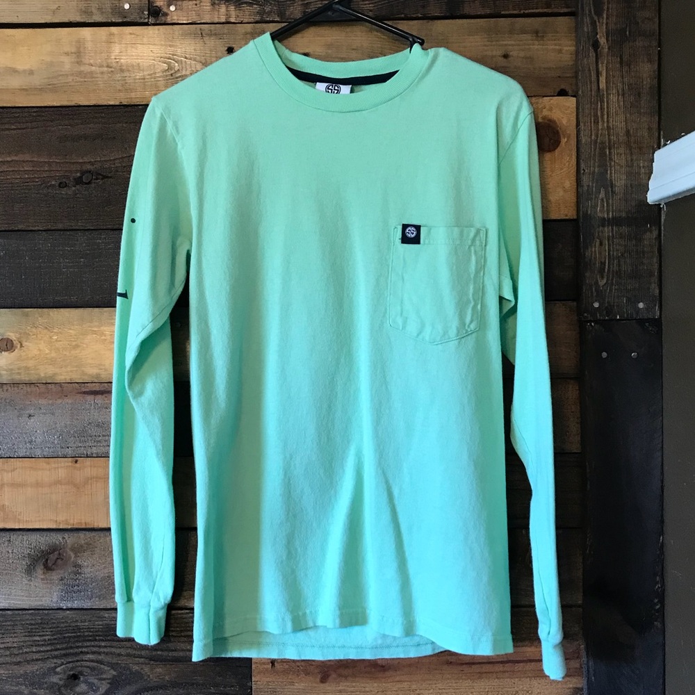 Long sleeve top